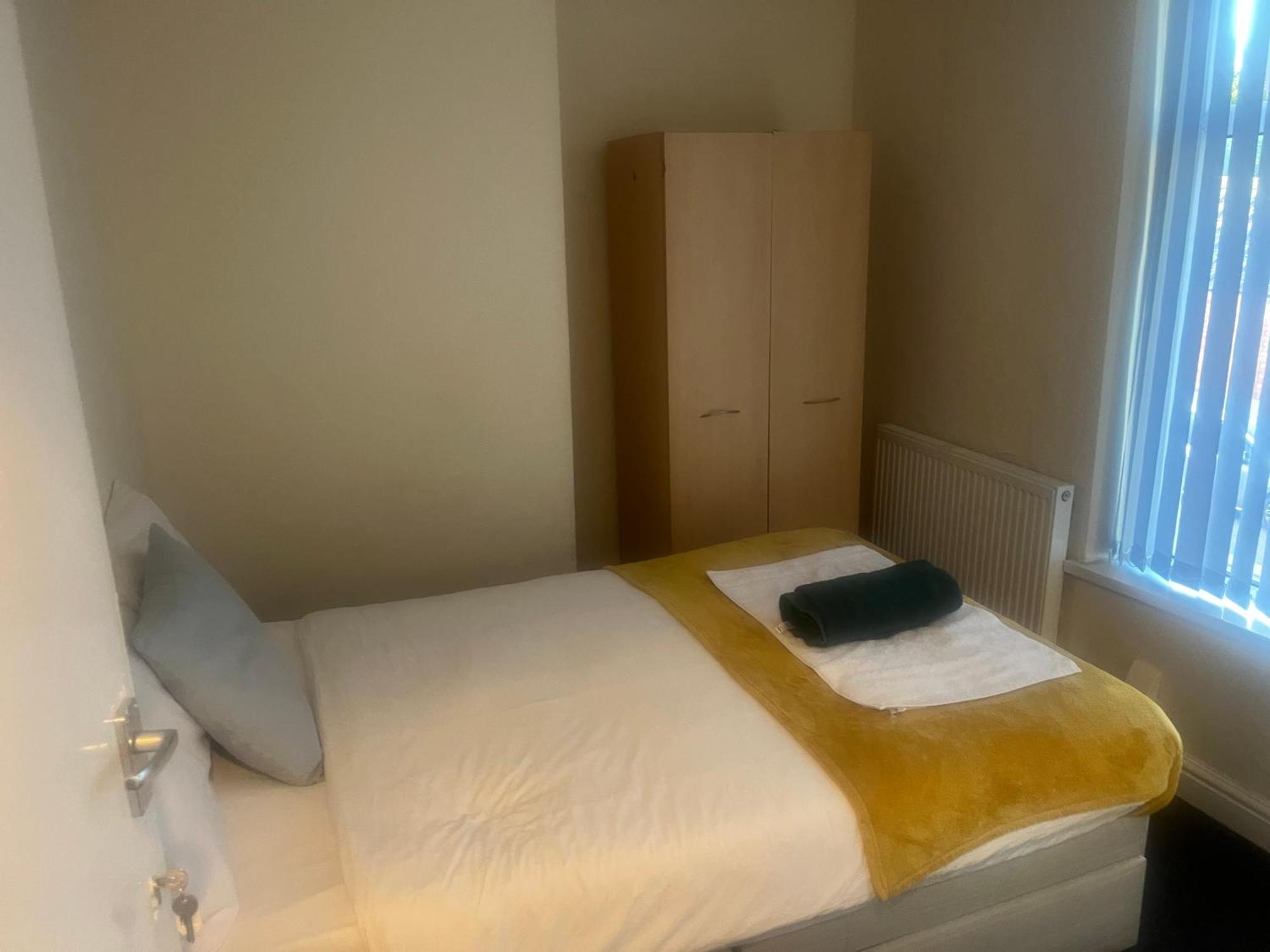 Simple Inn Wakefield Dış mekan fotoğraf